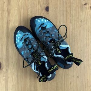La Sportiva Tarantulace Womens Climbing Shoes